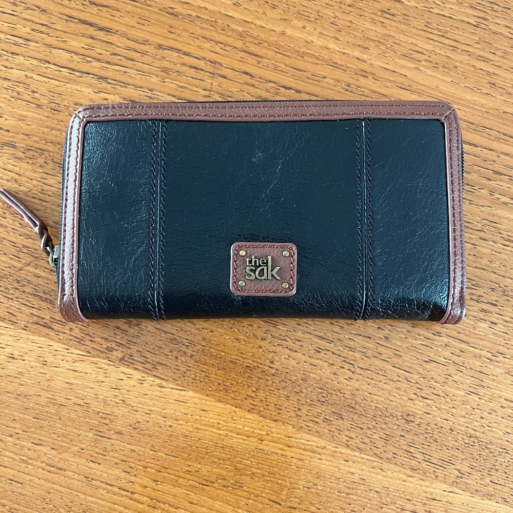 the sak wallet, black leather
